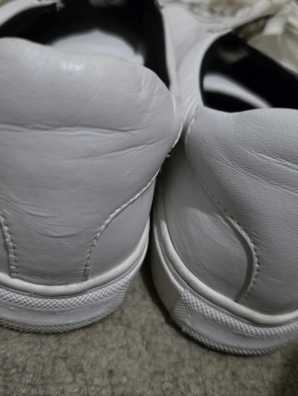 Rebecca Minkoff White lace up sneakers Size 10